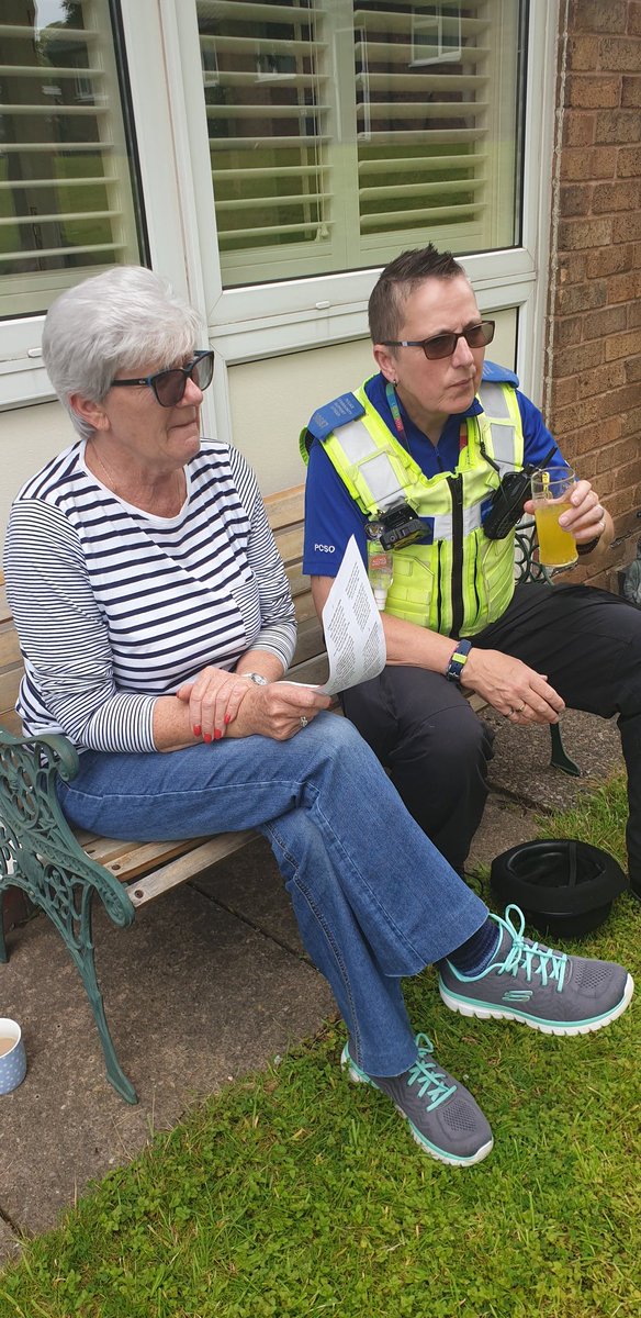 Oldbury Police tweet media
