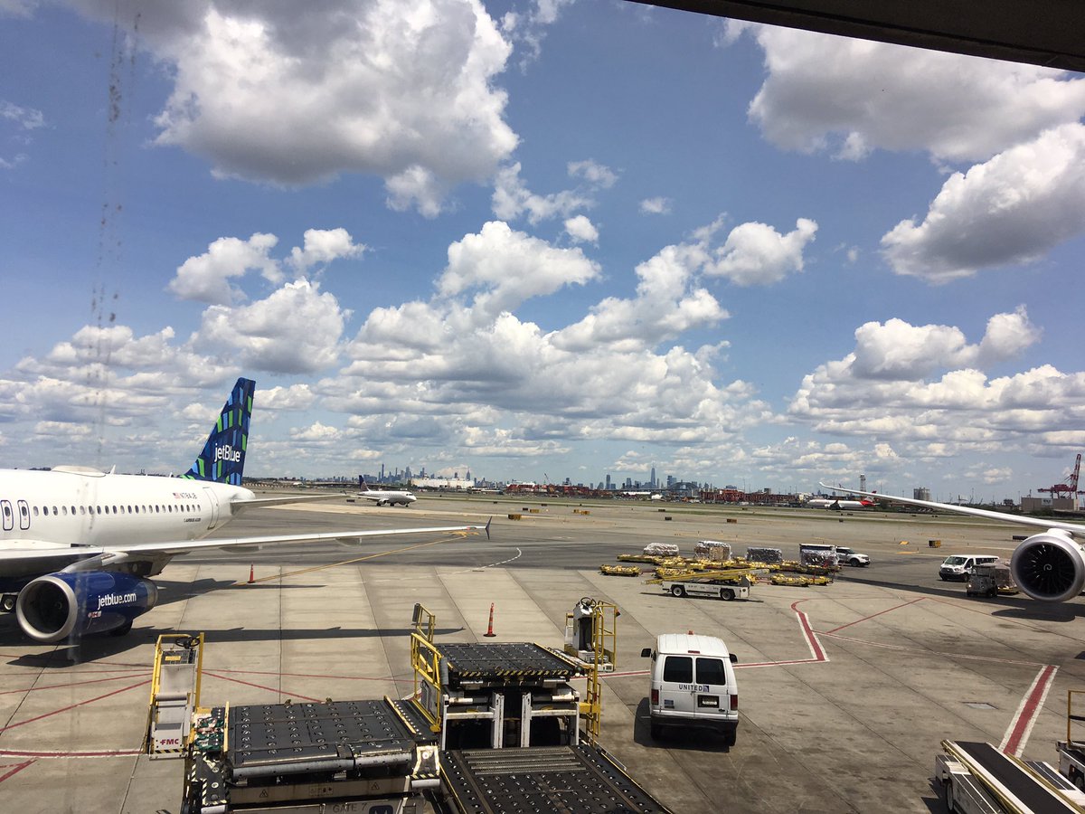 Hashtag hash brown Holiday. Zoom in to see what’s on the Horizon and y’all have a great day you honey bunnies.