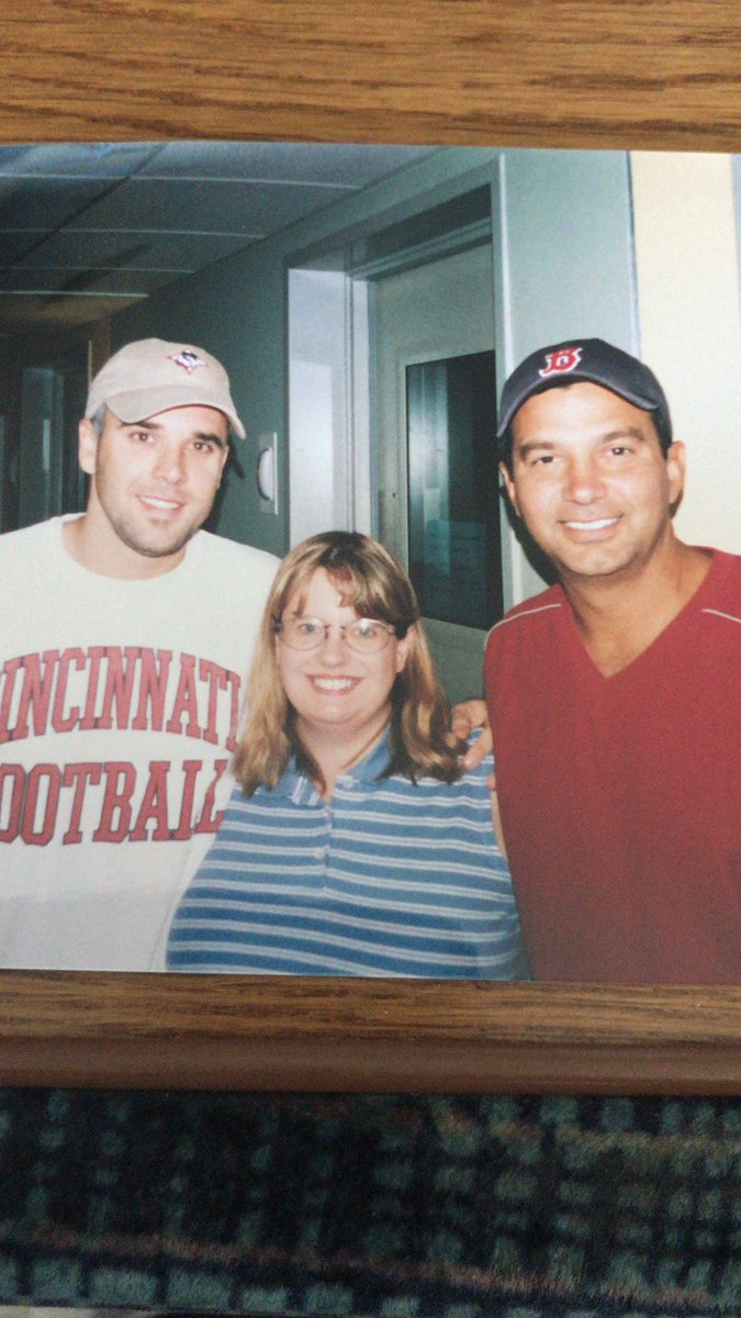 Astrosgirl27's tweet photo. That day I was in studio with @johngranato and @LanceZierlein #sportstalkradio #July2000 #astrosgirlonamobile #rightbeforeImovedtoPennsylvania #guestontheshow https://t.co/iPKXUiNZoU