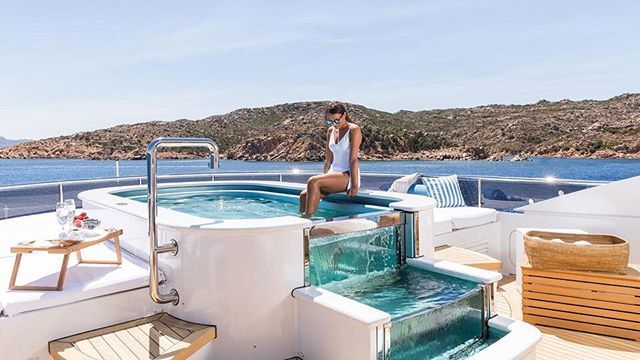 We assume she’s enjoying her Sunday ... what about yours ? 
@boatinternational 
#superyacht #yachtshow #montecarlo #monaco #yacht #yachtforcharter #yachtlife #yachtforsale #luxuryyacht #yachting #frenchriviera #yachtbrokerage #luxurylifestyle #luxurylivi… bit.ly/2RuisRP