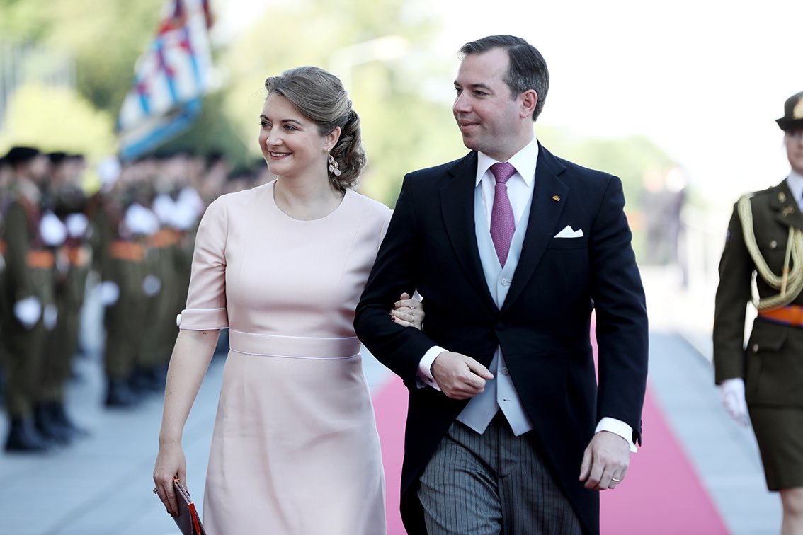CourGrandDucale's tweet image. La Famille grand-ducale s’est rendue à la Philharmonie #Luxembourg afin d'assister à la cérémonie officielle à l’occasion de la célébration publique de l’anniversaire de S.A.R. le Grand-Duc. Un discours a notamment été prononcé. © CGD / S.Margue - SIP / E.Claude #nationalfeierdag