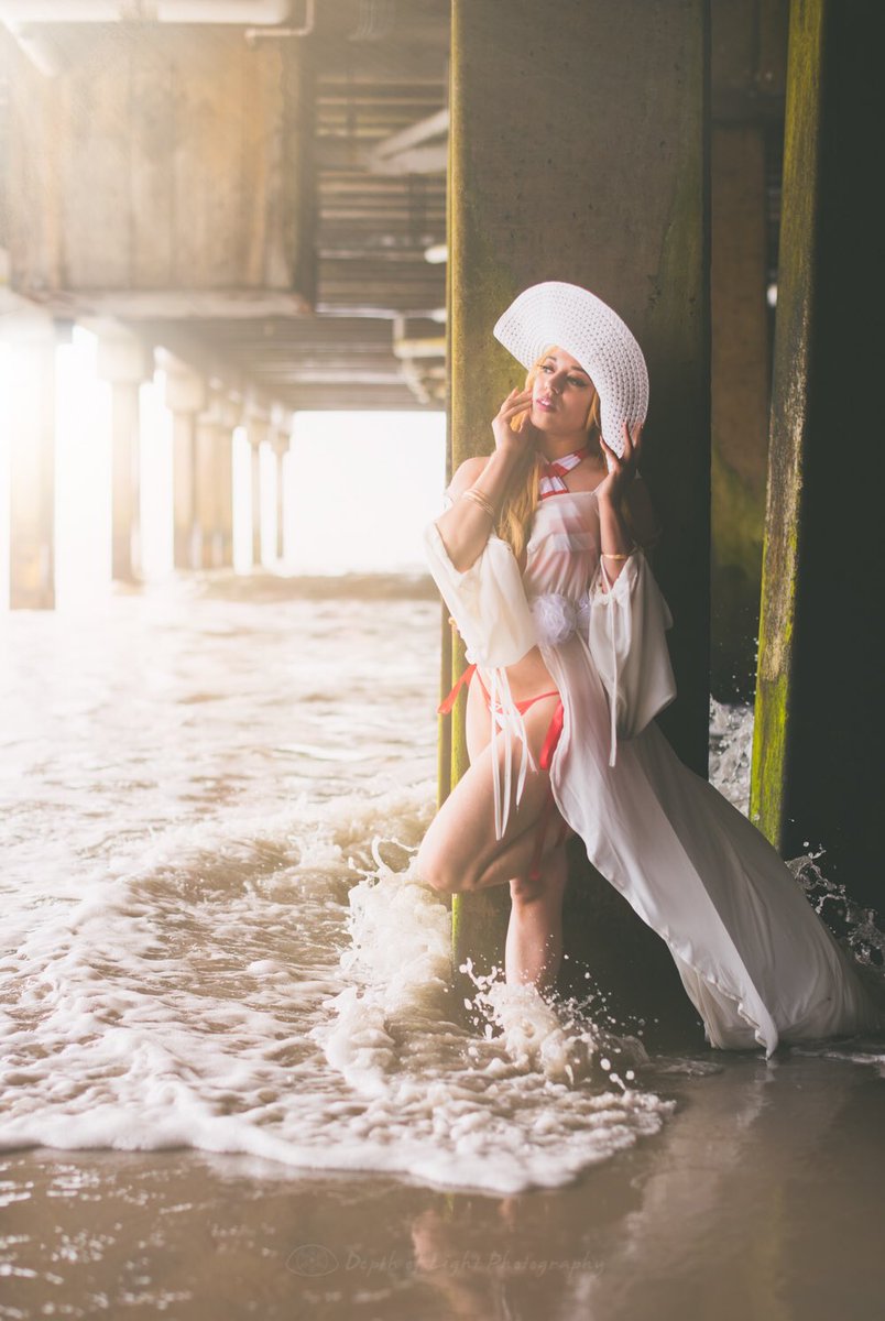 chocolateNmilku's tweet photo. We are missing hanging out at the beach already &amp; can’t wait to go back.
.
📷: @ Depth of Light Photography 
Series: Fate/GO 
Astoflo: Shido
Nero: Anko

#cosplay #poccosplayers #plussizecosplay #animenext2019 #fategrandorder #beach #summer #bodypositive #astoflo #nero #swimsuit https://t.co/QV1B2cFg2Q