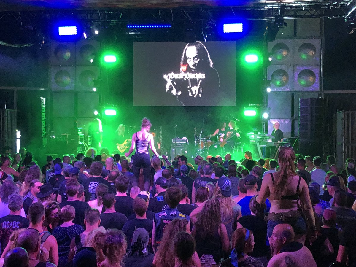 T dak eraf in het classic rock cafe bij de Dutch Disciples👊🤘#GMM19