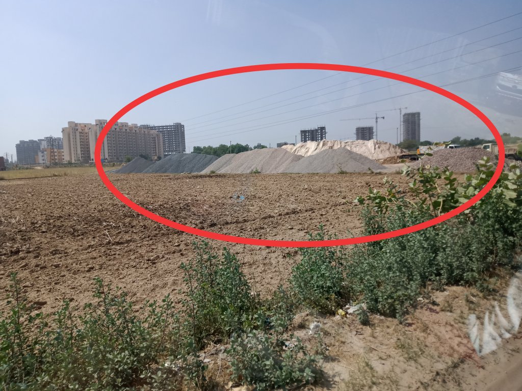BptpPark's tweet photo. @MunCorpGurugram @CPCB_OFFICIAL @GurSector37
Building material in open near Rama garden #sector37c #sector37d
Authorities sleeping 🤔
@MunCorpGurugram Take swift action without asking further questions
@rpcwa @cmohry @RaoNarbir @PradipRahi #bptpparkserene #coronaoptus #rpcity https://t.co/q9e2aX0AlP