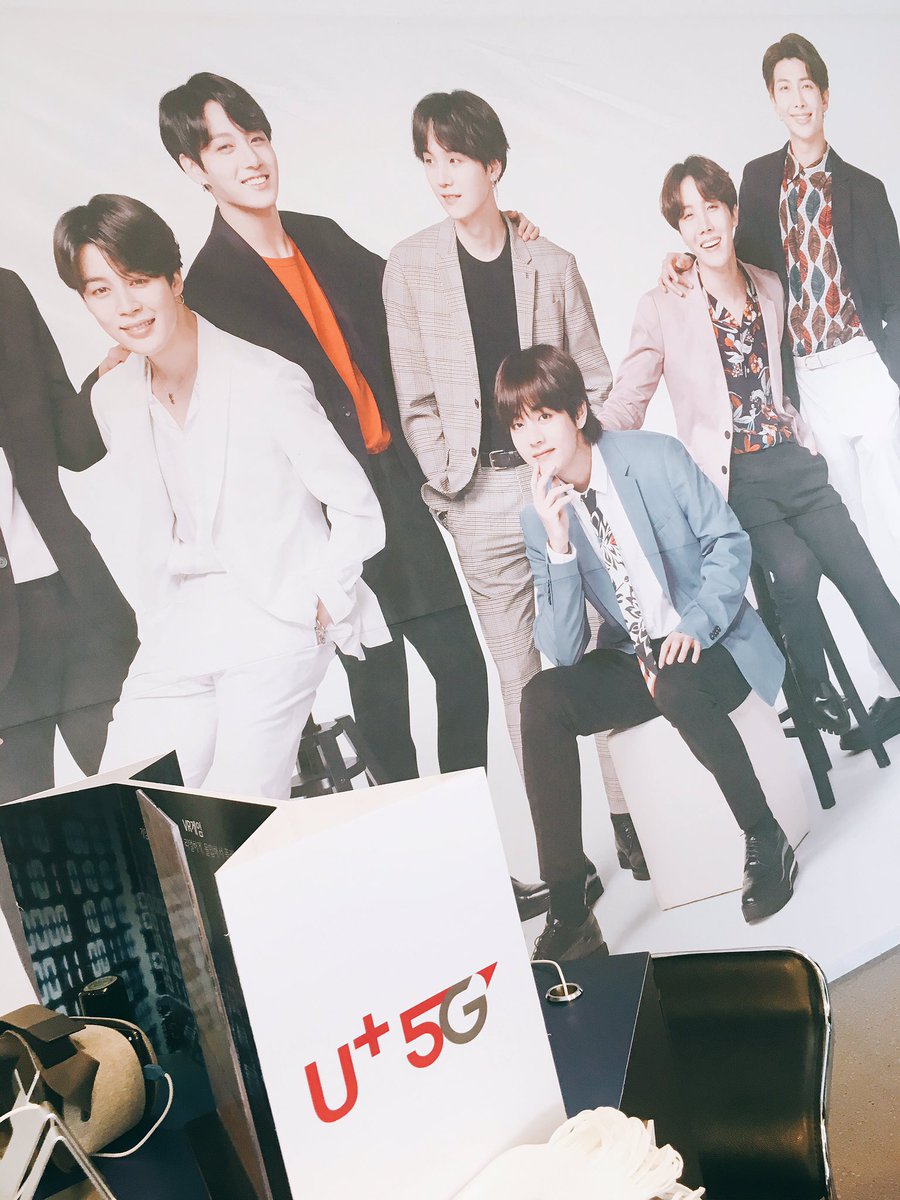akimama_n's tweet photo. #Uplus5G
#LGuplus
#BTSmagicshop https://t.co/QroKBHCSLk