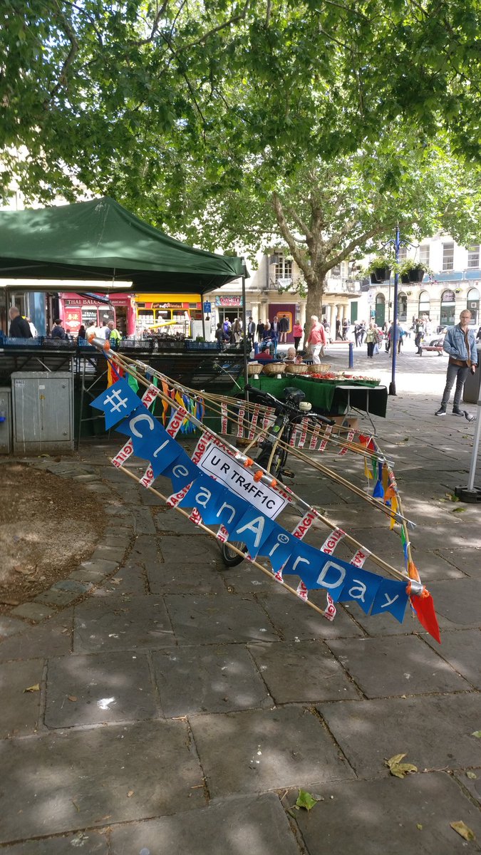 On #CleanAirDay <a href="/CycleBath/">CycleBath</a> did a most excellent ride around Bath's city centre. Taking this car sized bike back home afterwards, I was beeped at by a woman in a car on her own and told I was taking up too much space. It's the size of a Ford Fiesta. She was in a much larger 4x4 🤣