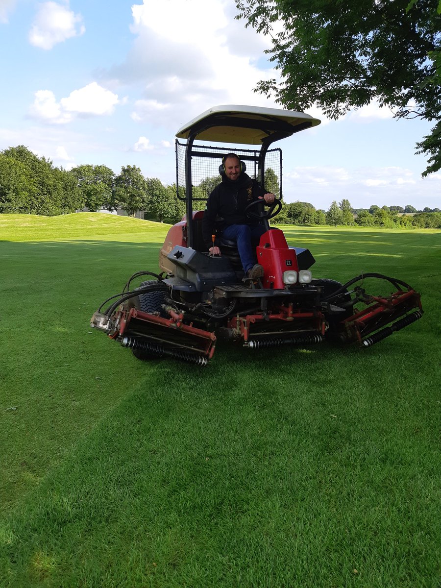 MinchGolfClub's tweet photo. Final touches to the courses ahead of @RandA @TheOpen Regional Qualifying tomorrow! We are looking forward to welcoming all of the competitors. https://t.co/gVzyPp6faj