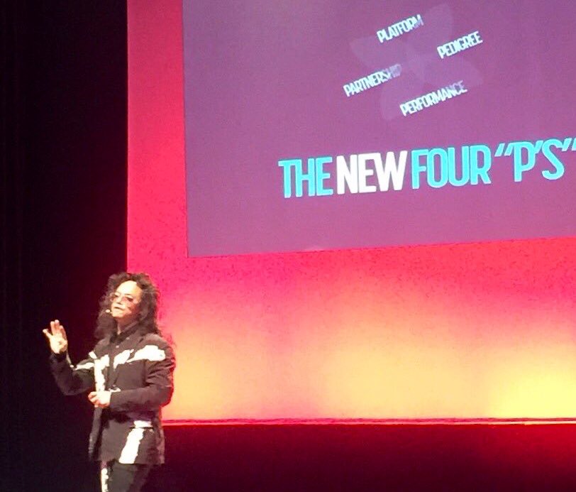 CecileDELETTRE's tweet photo. Creativity skills: Happy to attend a #madmapping workshop with David Shing @shingy Digital prophet at @verizonmedia organized by @VerizonMedia_FR and @Club_Annonceurs after his visit @Cannes_Lions #CannesLions2019 . Remember me amazing conference in #1to1Biarritz 2016 https://t.co/09KHnFfG9E