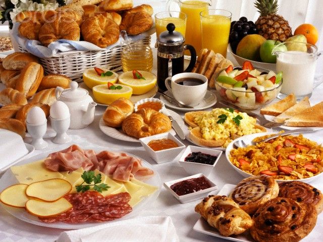 Good morning everyone, are you ready for #FurryTails breakfast/brunch? Just help yourself to what you fancy!