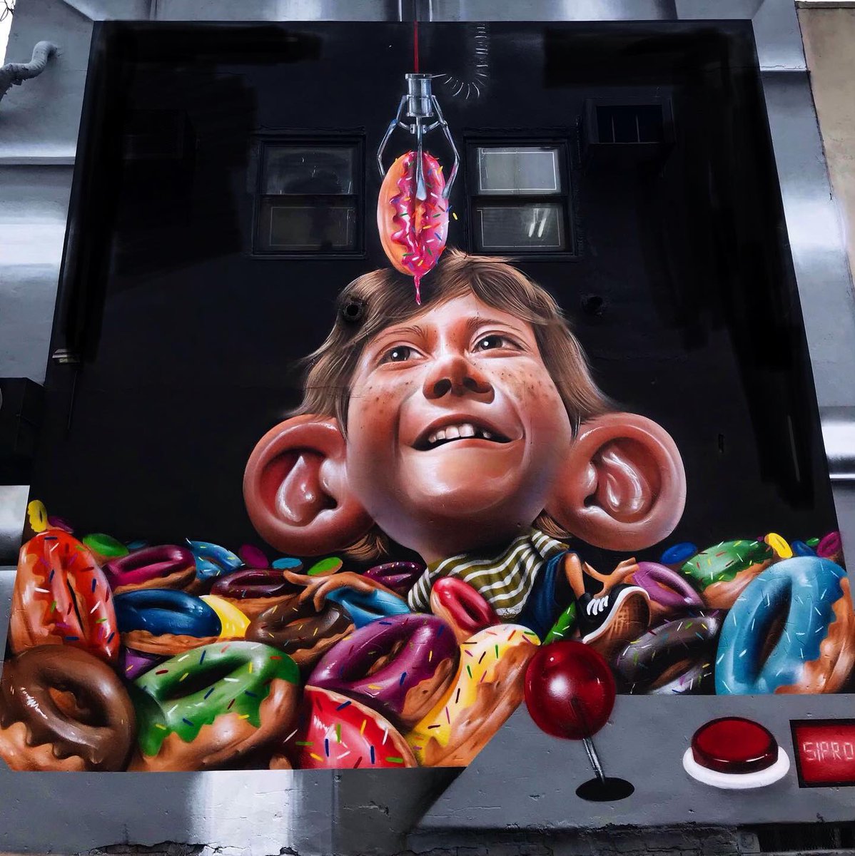 lovestreetart22's tweet photo. “Donuts” by Sipros in Brooklyn, NYC. (Photo by artist”) #StreetArt #Sipros #Brooklyn #Donuts https://t.co/vkyXBOYbwR