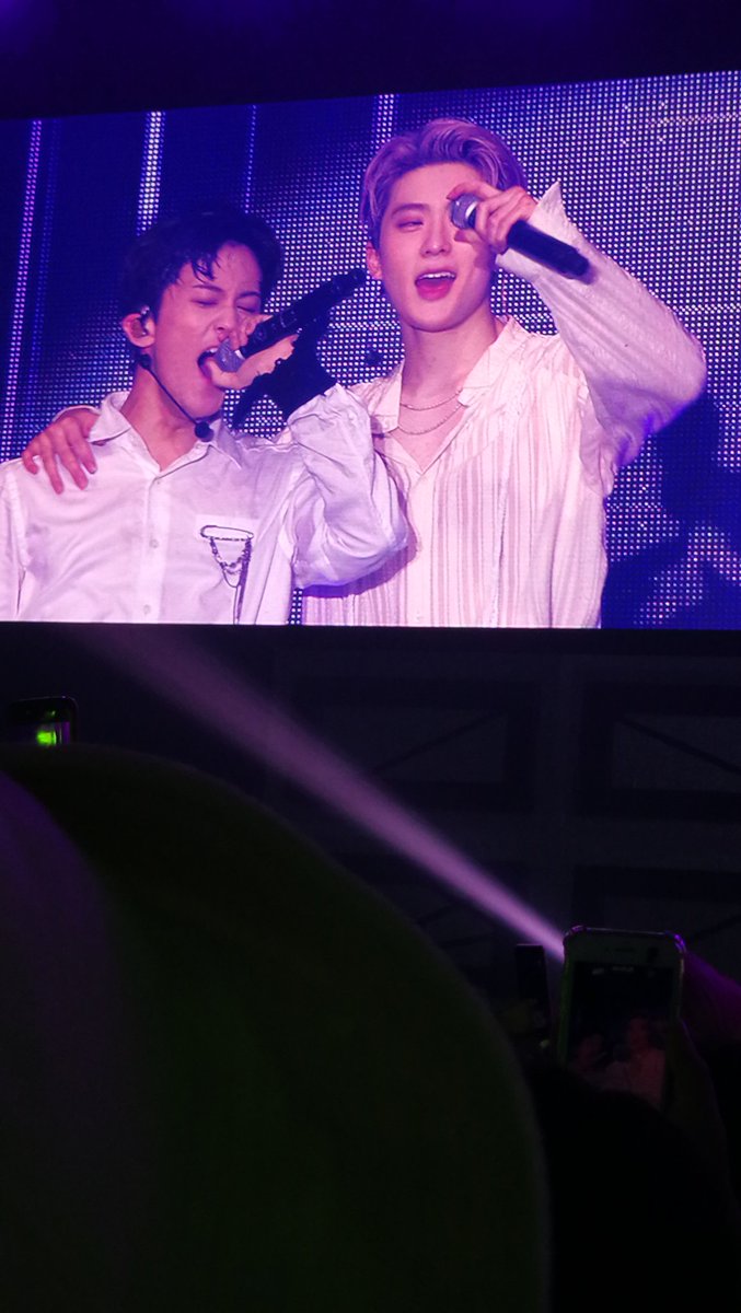 hotteokworld's tweet photo. JaeMark #NCT127_NEOCITYinBKKDay3 https://t.co/7DrQi0DF2B