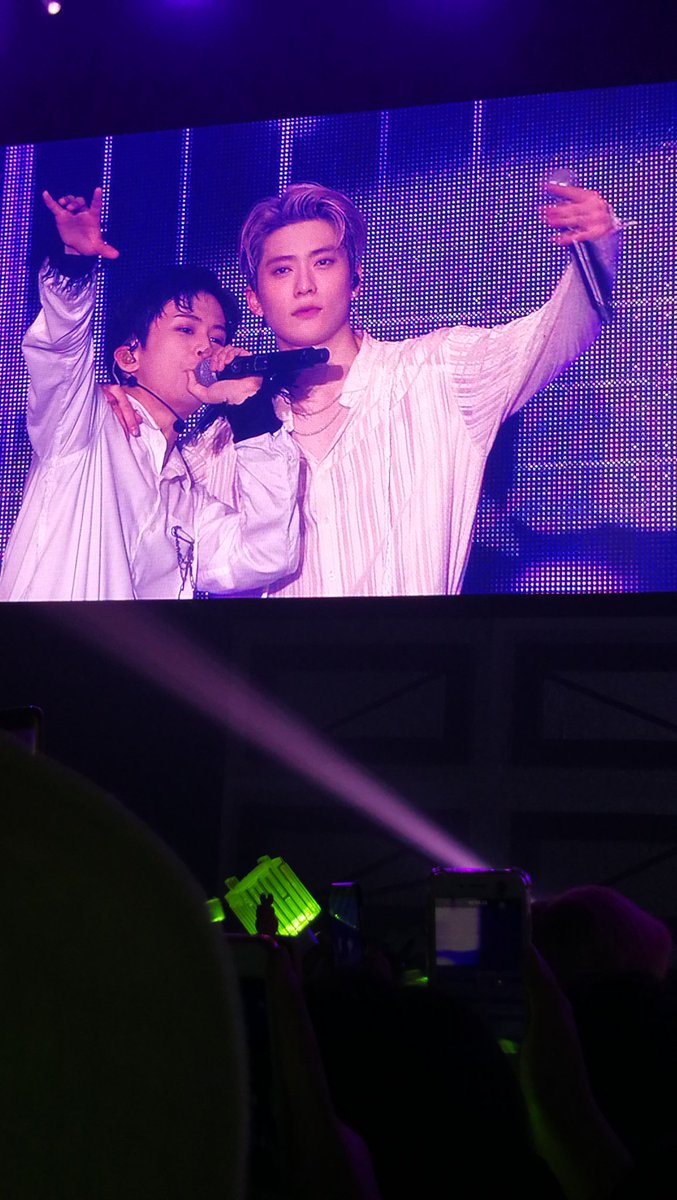 hotteokworld's tweet photo. JaeMark #NCT127_NEOCITYinBKKDay3 https://t.co/7DrQi0DF2B