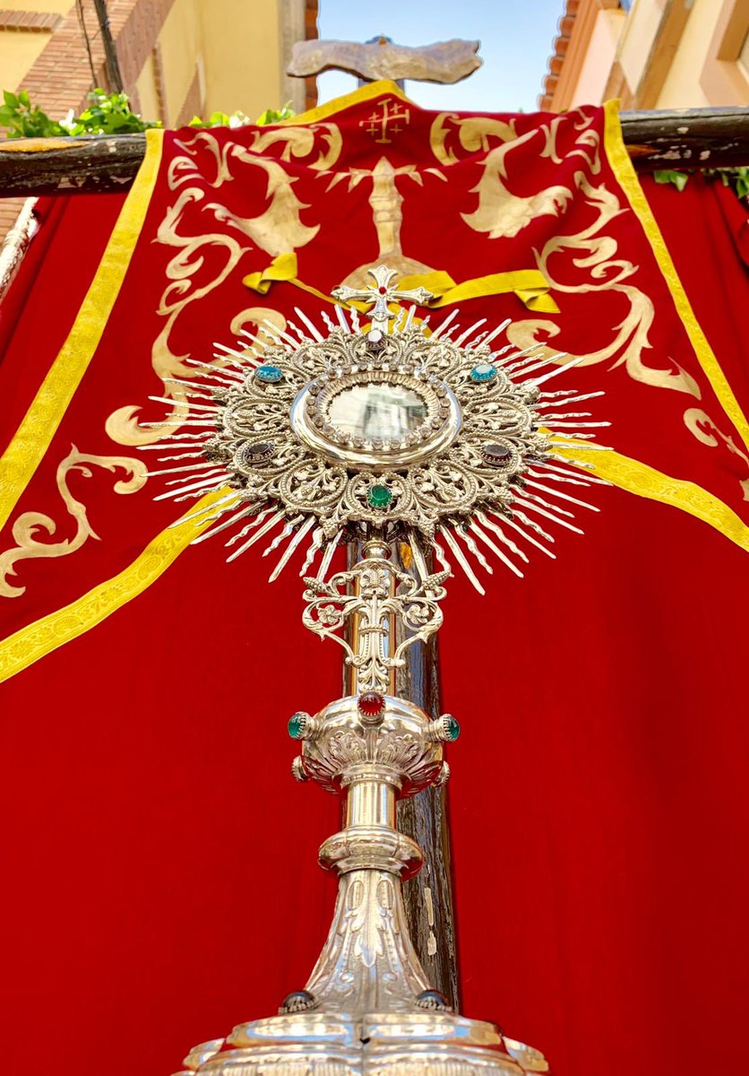 DÍA DEL CORPUS/

Un año más nuestra Cofradía esta presente en la Festividad del #CorpusChristi2019 al que hemos querido honrarlo con este Altar.

 ¡¡Alabado sea el Santísimo Sacramento del Altar!!