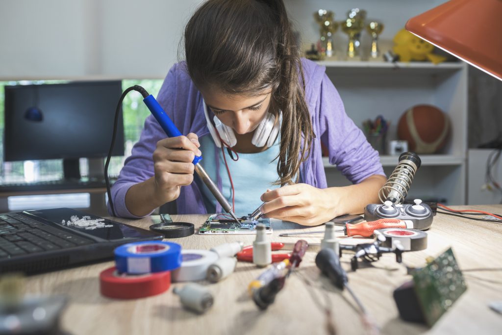 There are incredible #WomenInEngineering, including those working in Rehabilitation Engineering and Clinical Science. Enjoy #INWED19 ! #AssistiveTech resmag.org.uk