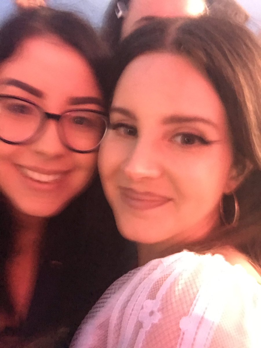 delreytesfayes's tweet photo. Last night my biggest dream happened and I finally after 7 years of stanning Lana got to take pics with her and she signed my record🥺 my life is complete https://t.co/lfMjEa7K7D