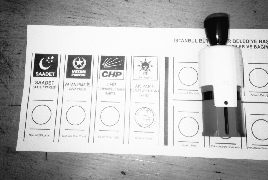 #BugünHerŞeyÇokGüzelOlacak 
Loading..

#KararMilletin <a href="/BY/">Binali Yıldırım</a>