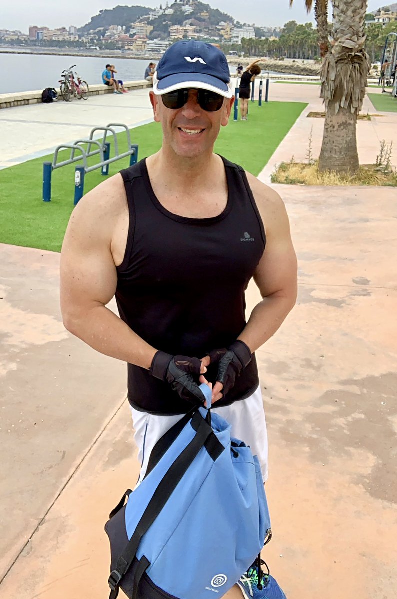 All4padel's tweet photo. Enhorabuena al @malaga por las reformas que están realizando en el parque deportivo del Morlaco.. faltan algunos elementos pero está todo magnífico. Faltaría unos aseos, eso si..😉 https://t.co/DzwKg8o5RR