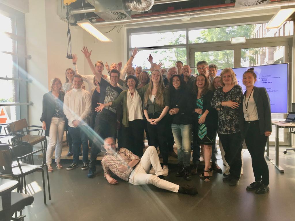 About Thursday evening: Can we dounught the Faculty of Business and Economy? #HvA #AUAS #donoughteconomics