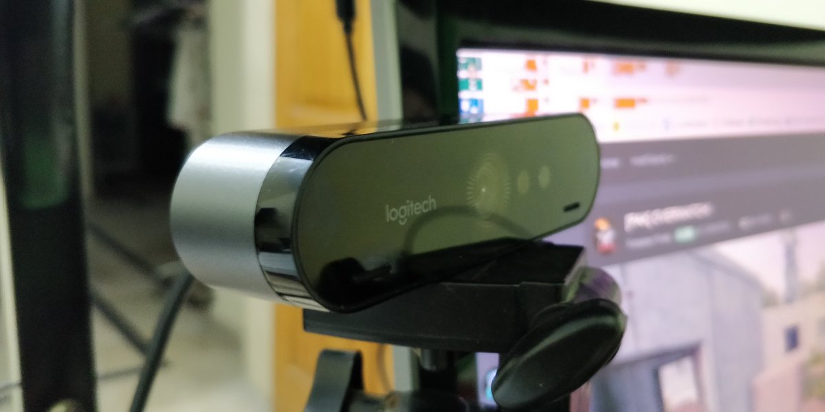 forsakenpirate's tweet image. Taking my stream to next level!
4k in the house bois!
@Logitech  #LogitechBrio  #twitch #Rig #pcmr #forsakenpirate