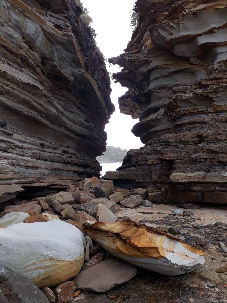 PuymiratL's tweet photo. Malgré le temps quelque peu nuageux , les paysages restent magnifiques! La côte de Batemans Bay est tout simplement splendide. https://t.co/UBQF7fTEdL