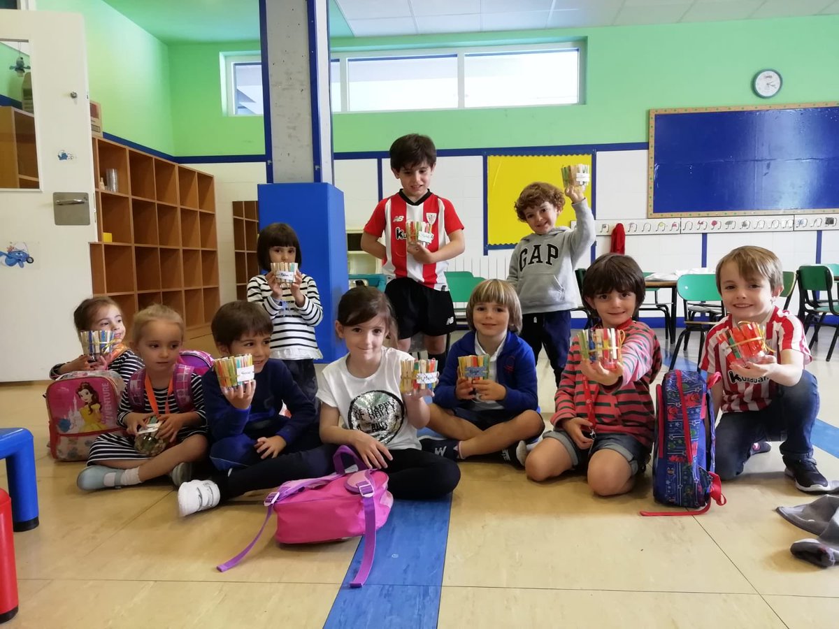 Ayalde_'s tweet image. ¡Ya está en marcha la #divertiweek2019!!!
Los alumnos de @Ayalde_ @Colegiomunabe @geCOAS desde 1ºEI a 2ºEP disfrutan ya de una semana repleta de actividades y sobre todo mucha diversión.
#ayalde
#munabe
#somosCOAS
#conciliacionfamiliar