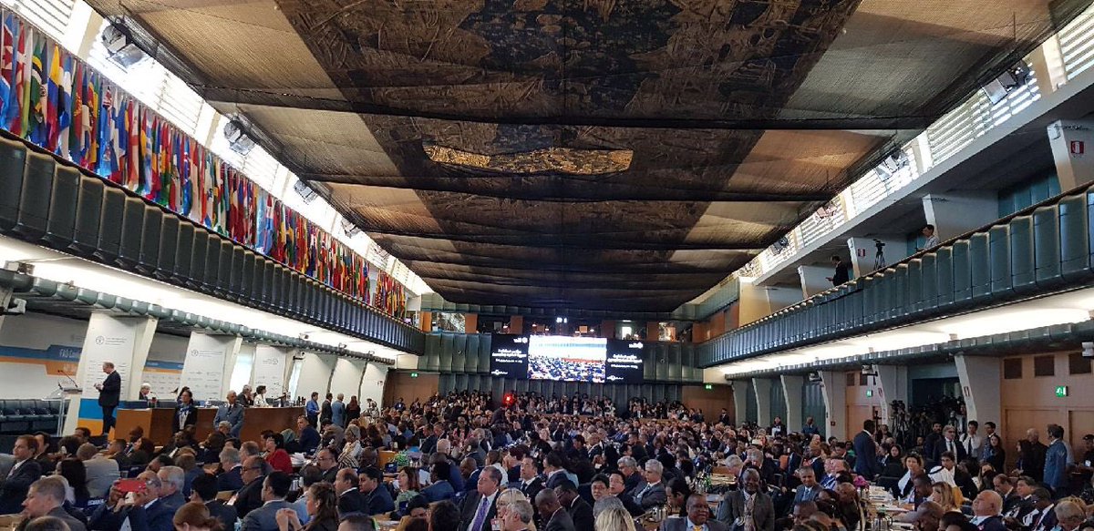 fannycom1's tweet photo. #FaoElection: résultats 1er tour : 192 votants. Candidat chinois 🇨🇳 élu au 1 et tour avec 108 Voix , puis 71 pour CGL🇫🇷 et 12 voix pour le géorgien 🇬🇪 . https://t.co/bH3xYkJm0n