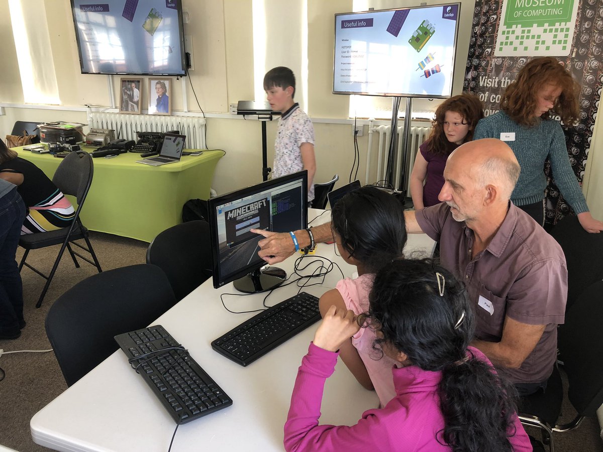tnmoc_coderdojo's tweet image. We had a fun filled morning @Tnmoc today at the dojo! We were building games in Scratch, Python and using the Microbits and Raspberry Pi as well. We hope everyone enjoyed themselves 👍 #coding #coderdojo