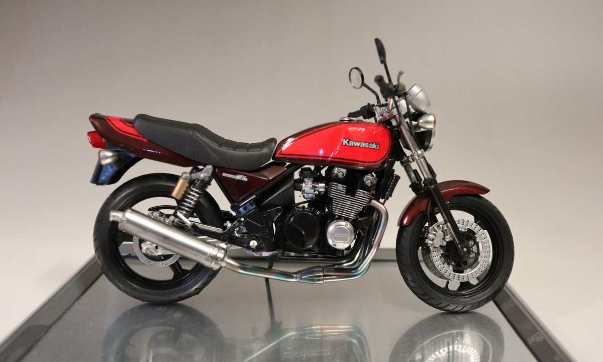 初のバイク模型、ゼファーχファイナルエディション完成しました♡シゲ