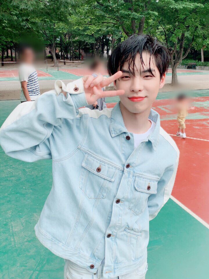 chorin9835's tweet photo. 濡髪ってエロいよな(唐突) https://t.co/iHSa7LIiWr