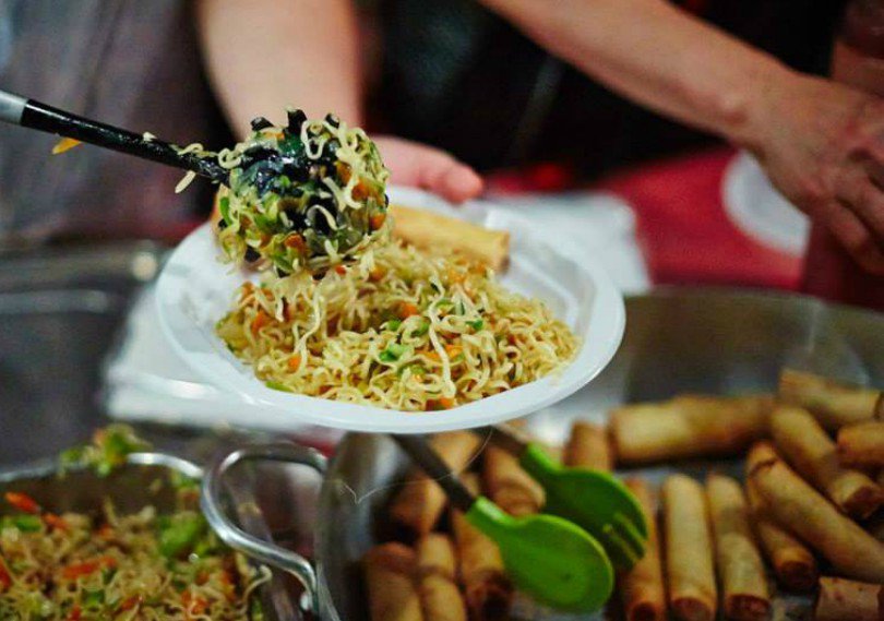 Για 3 μέρες, στις 28, 29 &amp; 30 Ιουνίου, στο Πάρκο Γουδή, ξαναστρώνεται (urlzs.com/ZqfV2) το πιο ανοιχτό και «φιλόξενο» τραπέζι της πόλης, στο Αντιρατσιστικό Φεστιβάλ Αθήνας #22stAntiraFestAthens (F/b event: facebook.com/events/8095096…)
#ICookGreek
urlzs.com/ZqfV2