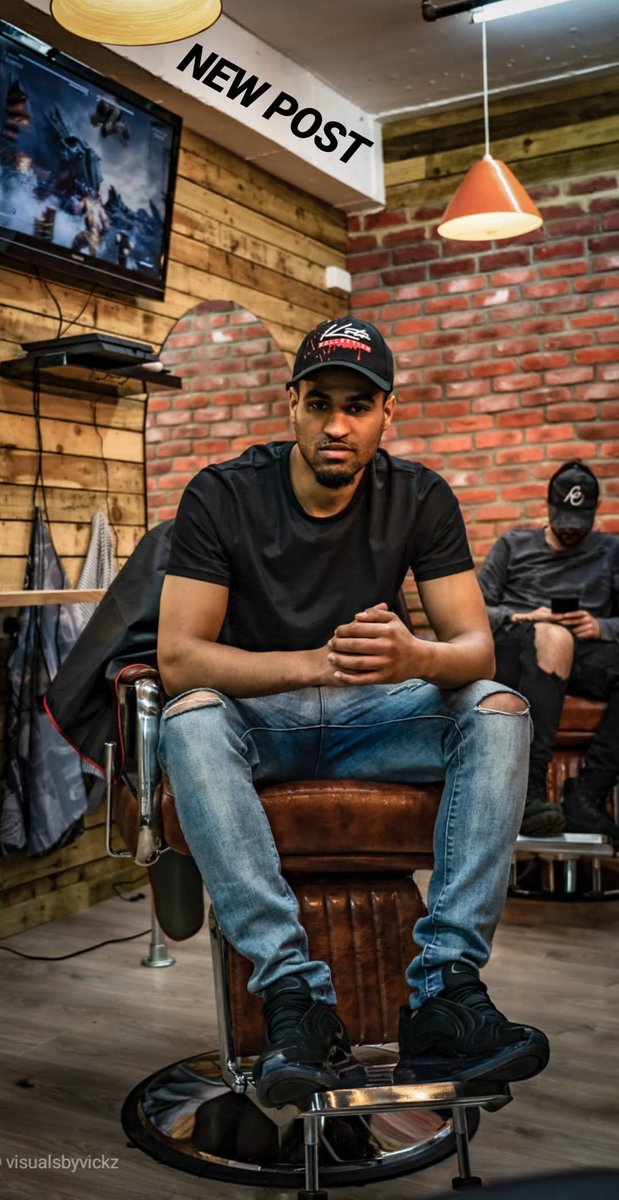 BarberShop Vibez 
#photography #photooftheday #barberlove #barbershop #work #Passion #Creative