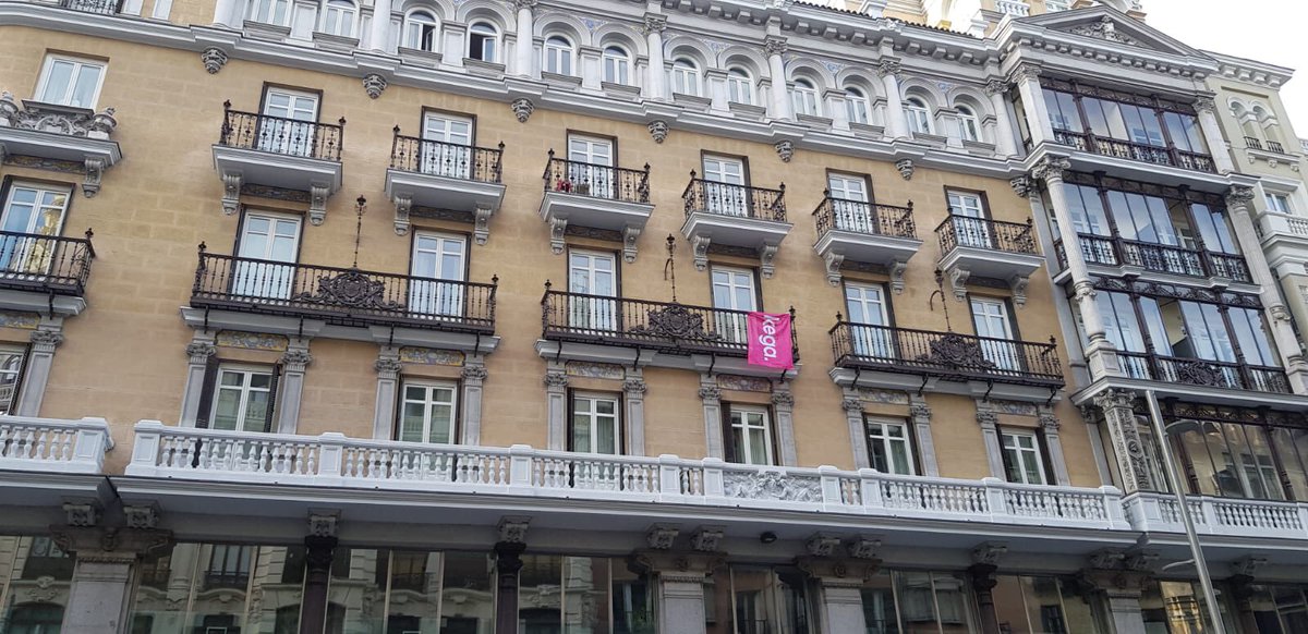 Kegaretail's tweet photo. Impression Kega in Madrid
#day1and2 #kega #takingretailfurther #madrid #tour #retailinspiration #artinspiration #fun #sightseeing https://t.co/cMHErk6oTq