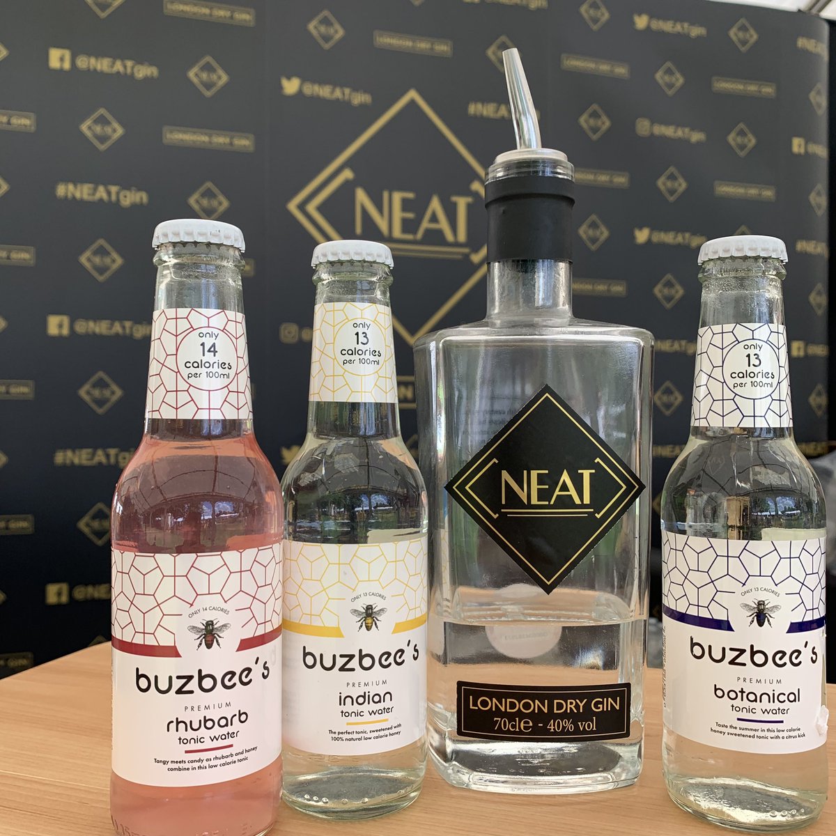 NEATgin's tweet photo. Last session of @Pubinthepark_ Bath at Victoria Park Great weekend serving samples of #NEATgin with @BuzbeesB https://t.co/pQfSXuMRNA