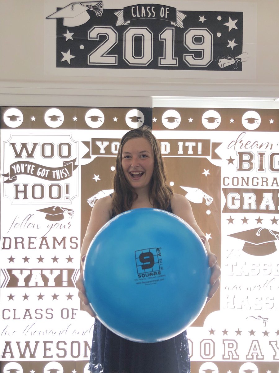 9 Square in the Air tweet media