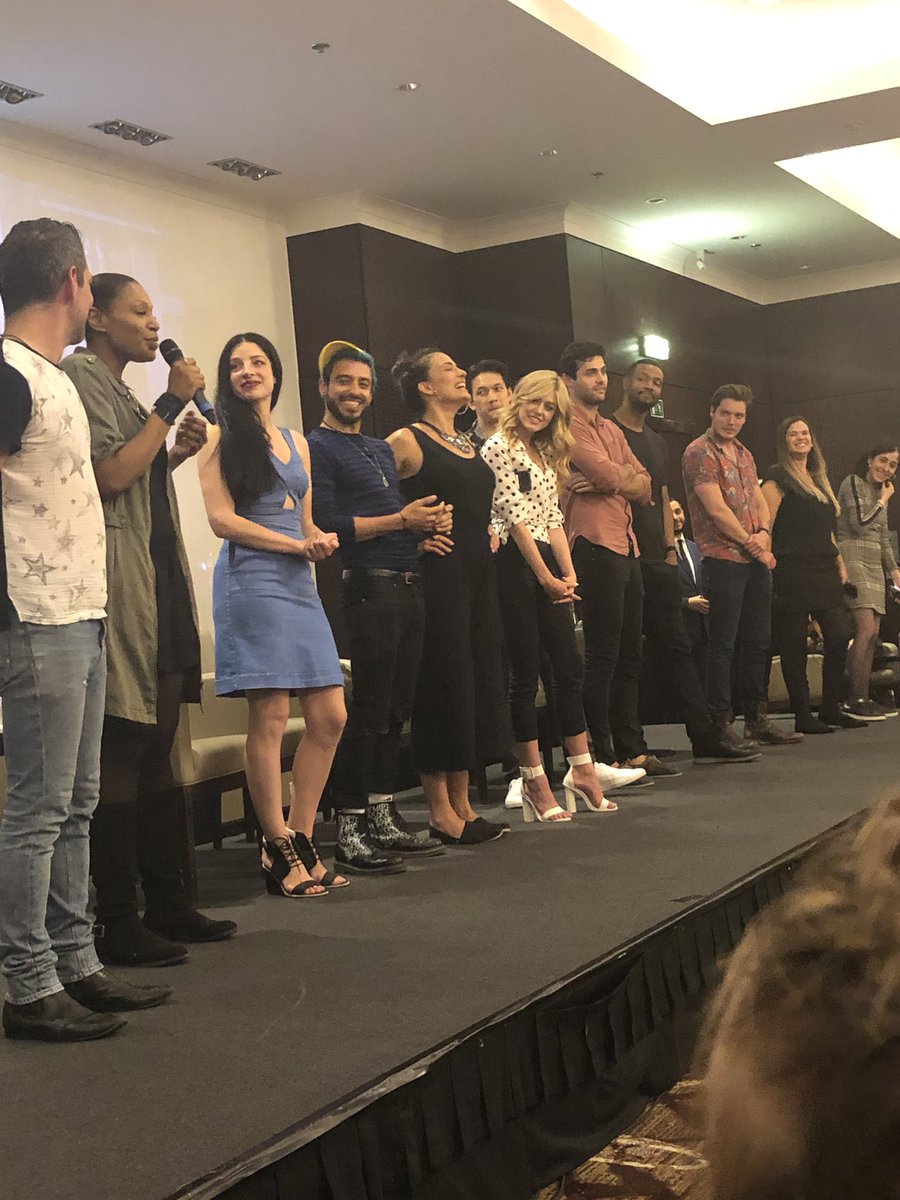 baneandlewis's tweet image. Some photos from the closing ceremony! #THOSbe #Shadowhunters