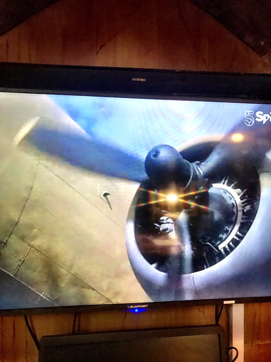 spike_abbott's tweet photo. Watchman duty for me on this #SundayEvening so perfect to catch up on #BridgeTooFar in the Guardroom @BBMF_Ernie93 @Wellie_C47  @RAFBBMF @BBMFOpsAsst #5Spike @Disco_BBMF @AnthonyHopkins @vintagedakota1 https://t.co/LSZONSeOnq