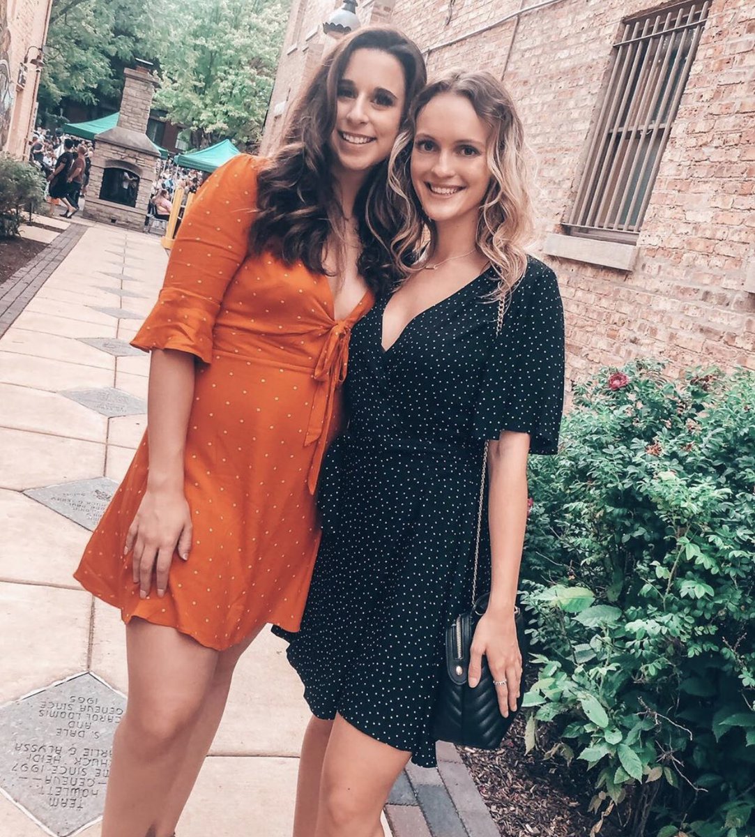 Always all smiles by each other’s sides💞