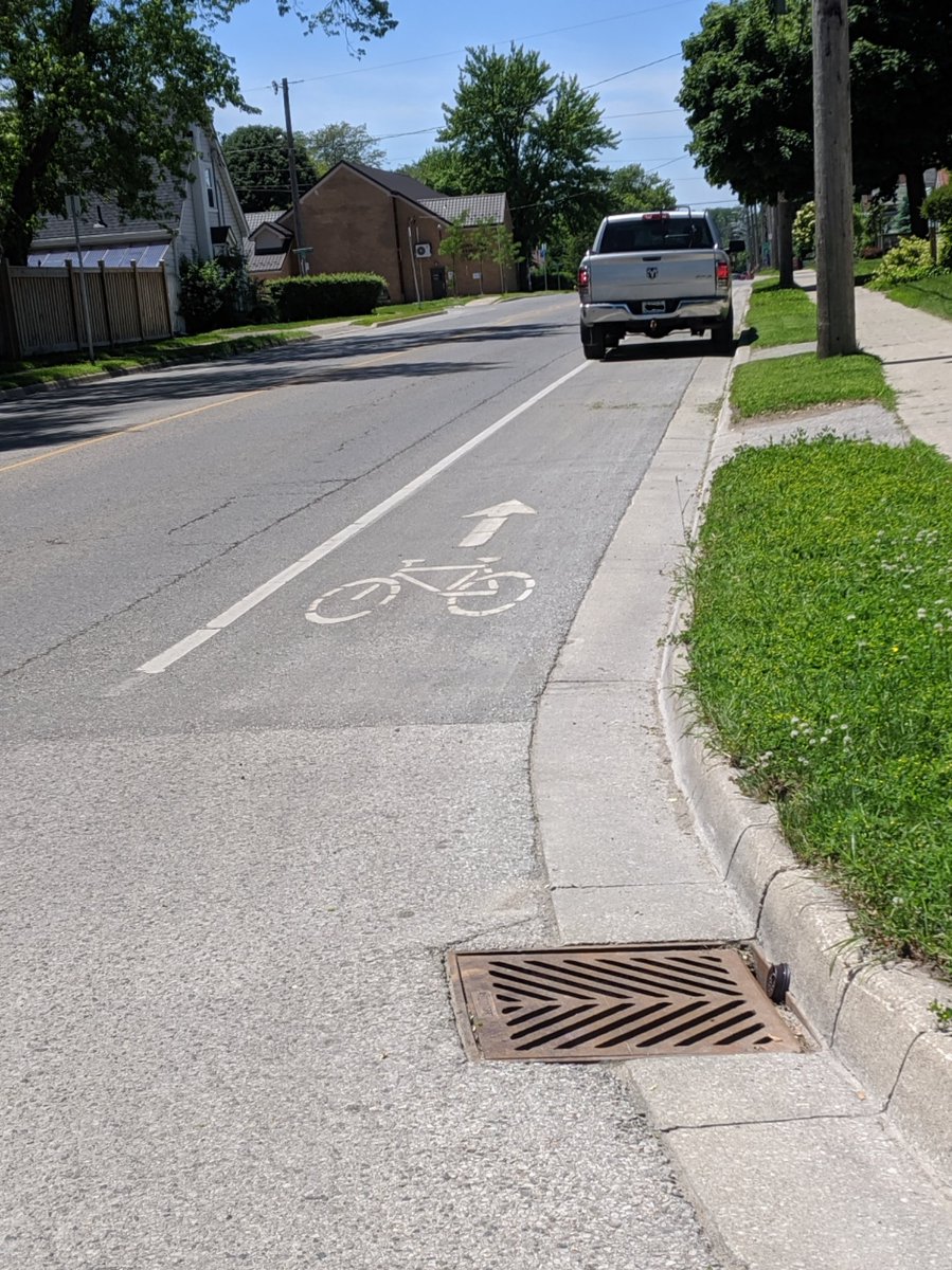rhbike's tweet photo. Am I doing it right? #ldnont #ldnontbike #cycleldnont https://t.co/SYOo4E34xS
