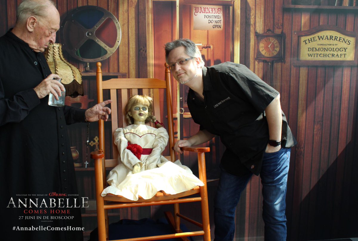 markbredius's tweet image. Went to a fan screening of #AnnabelleComesHome at the @Pathe  movie theater today and had my picture taken with #Annabelle herself. 😍