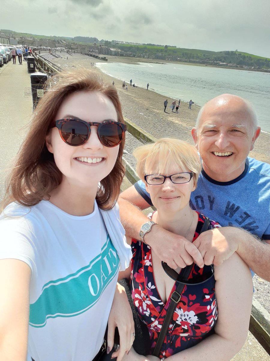 FitbaGeek's tweet image. OMG... me too.... never thought we'd lose our "virginity" together!
#SamePlaceSameTime #FarWereYou