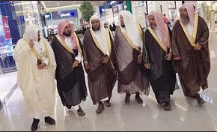 bo______s's tweet photo. اللي يبي الهيئه ترجع لايك.❤
#الاقامه_المميزه_في_السعوديه https://t.co/AeIqXtymcV