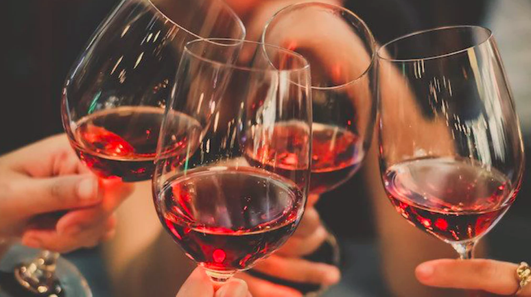 CTWineFest's tweet photo. Cheers! https://t.co/s25IpJiR1l