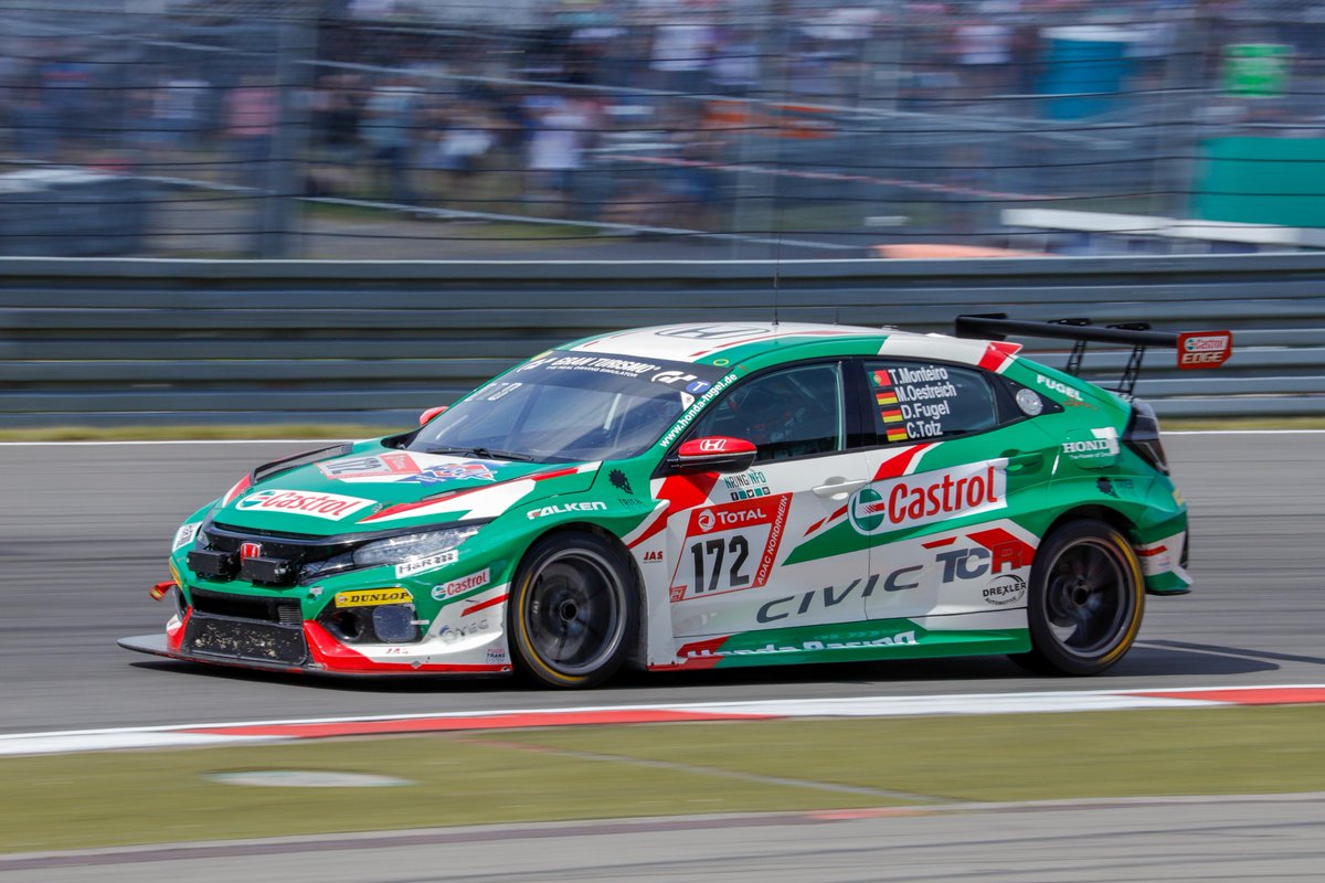 Honda Racing Wtcr Yes Yes Yes Tiagosworld18 Brings The Team Castrol Honda Racing Civic Typer Wins The N24h Tcr Division With Co Drivers Cedrik Totz Dominik Fugel And Markus Oestreich