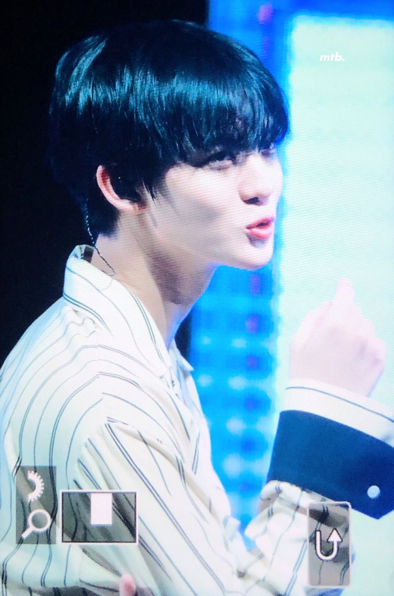 MorethanBae's tweet photo. 190623
#배진영 #BAEJINYOUNG #裵珍映 https://t.co/mYS2LOe973