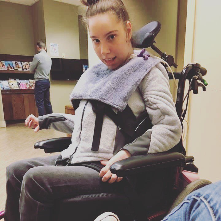 NationalCMV's tweet photo. "This is Katie, she is 23. Katie is the happiest kid despite everything she has been through. She has a smile and a laugh that is contagious and she is so loved by everyone that meets her." - Abby
#facesofcmv #cmvkids #cmvawareness #stopcmv #knowaboutcmv https://t.co/kjEsTutV8I