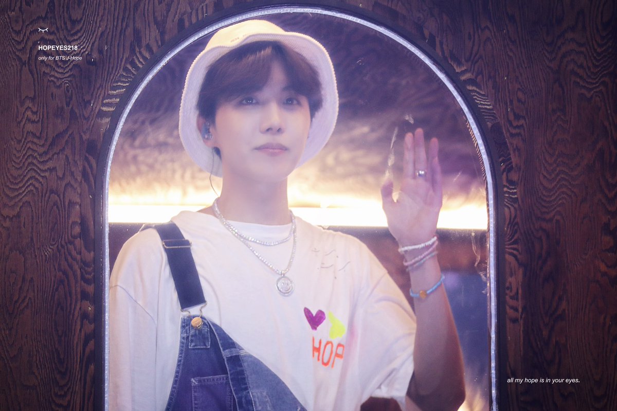 HOPEYES218's tweet photo. 190623 서울fm 

#제이홉 #호석 #호비 #JHOPE
 @BTS_twt https://t.co/z7WBizONB8