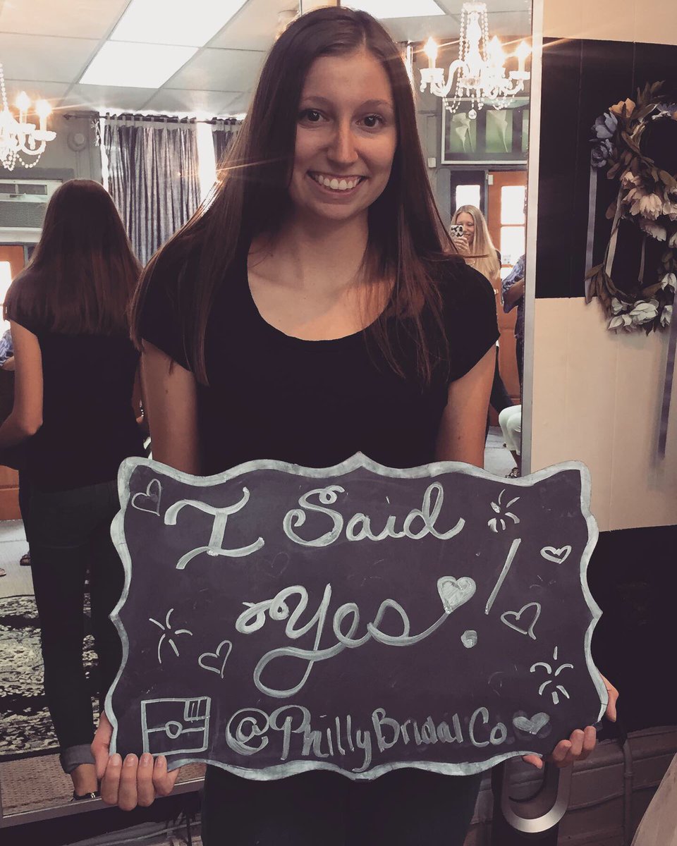 Another bride said YES! Congrats beautiful 💍👰🏽
