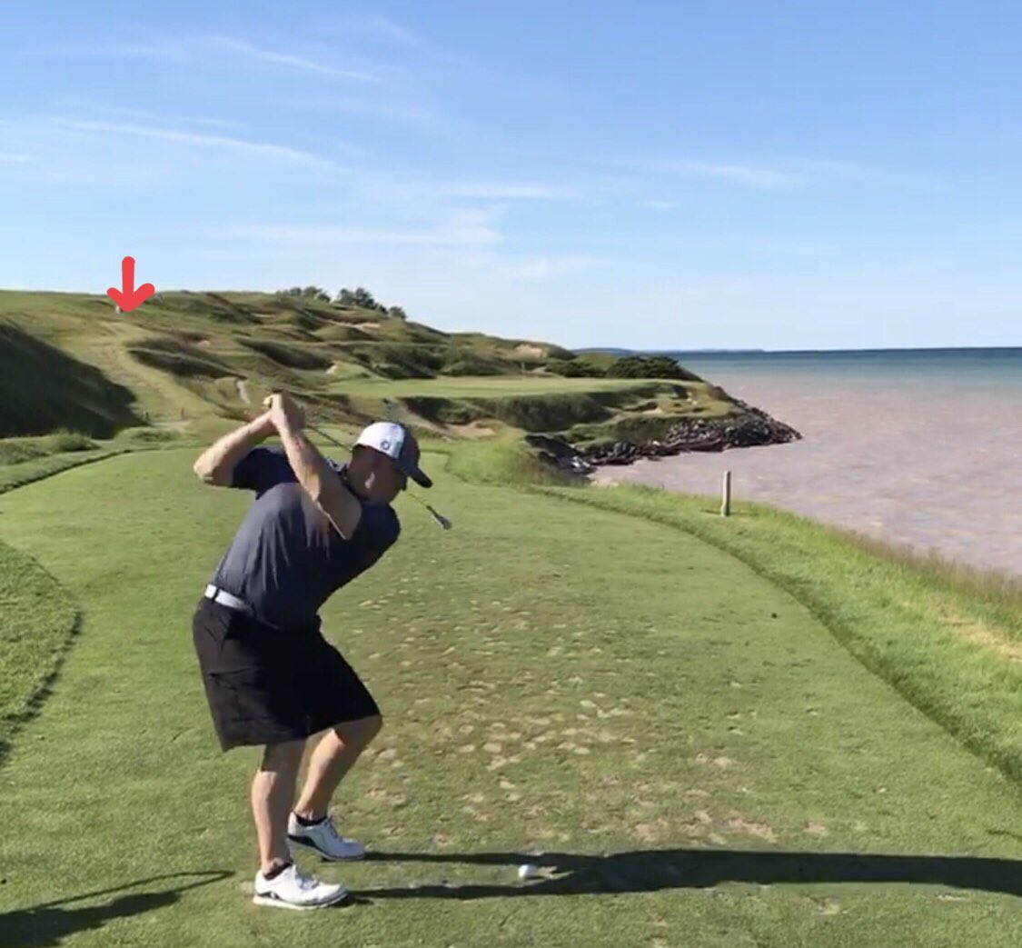 BurkyD15's tweet photo. Turns out, it’s not an ideal 2nd shot from up there #whistlingstraits #notwet https://t.co/DGPjHvGDCV