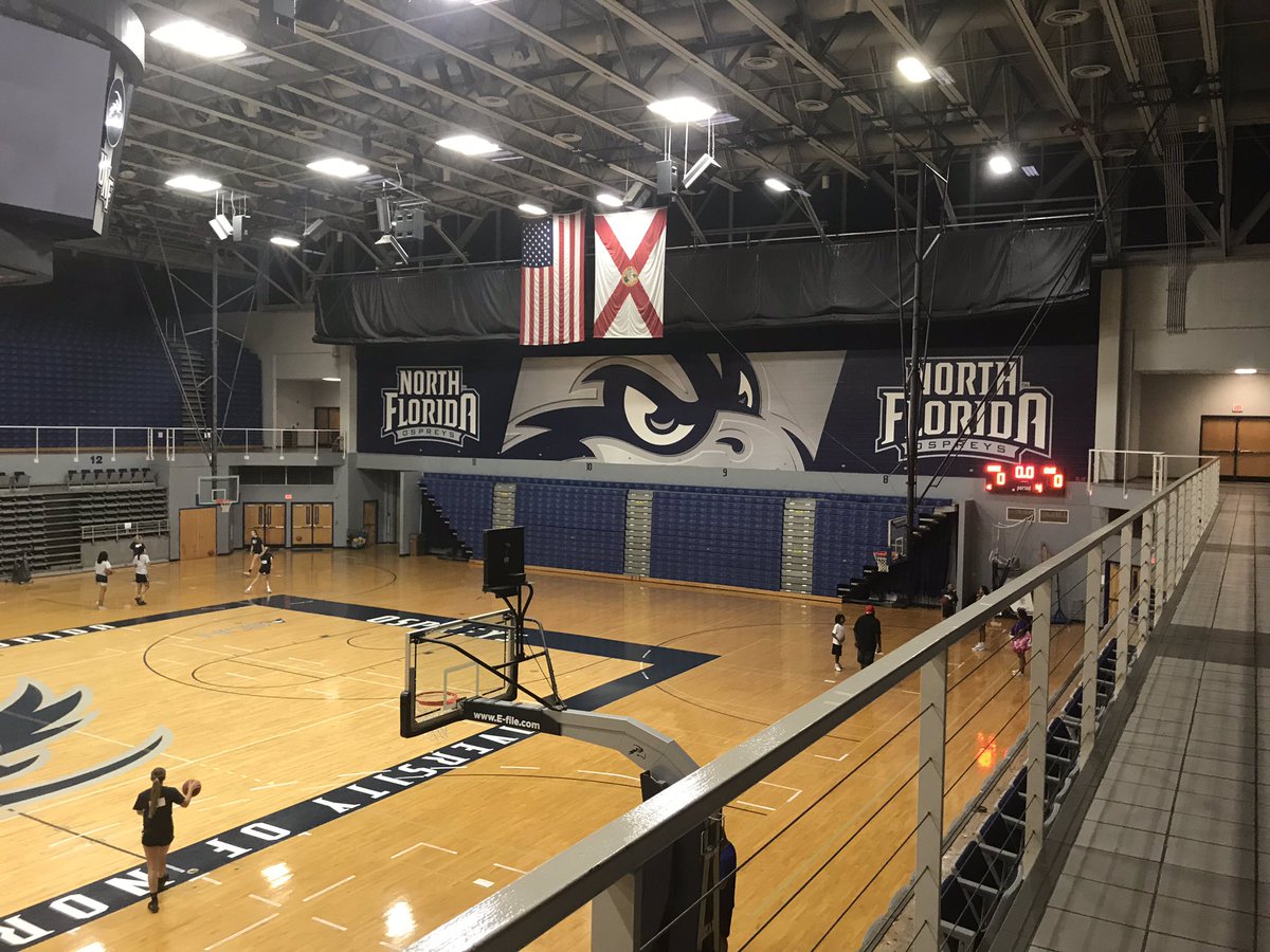 makaylabball2's tweet photo. Elite Camp @UNFWBBSwoopLife https://t.co/aqpZLjaHIO