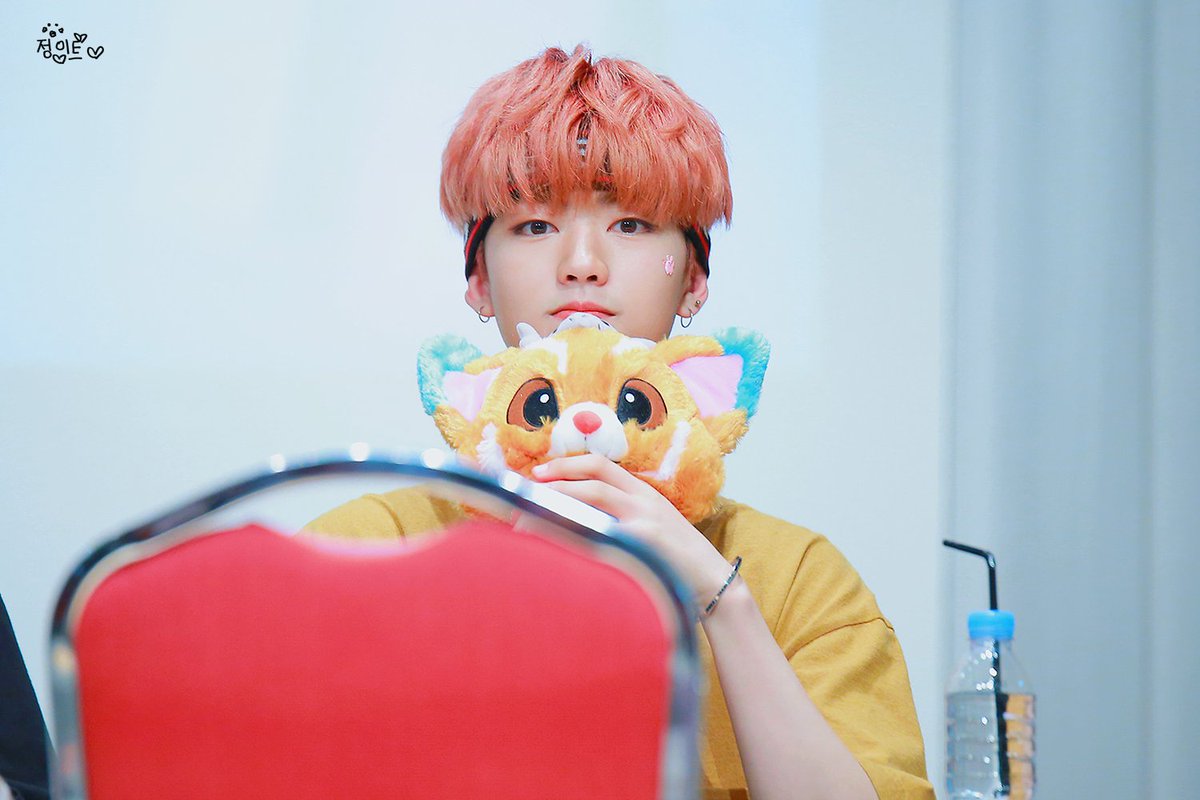 for020330's tweet photo. 오늘은 진성이를 응원한지 200일 되는 날! 저만의 기념일이지만 뭔가 기분이 새롭네요..! 벌써 200일이나 됐나 싶기도 하고ㅎㅎ.. 그동안 저랑 같이 진성이 얘기해주셔서 감사합니당 앞으로도 잘 부탁드려요❣진성아 더 오래 보자 많이 좋아하고 응원해🥰❤💛

#1THE9 #원더나인 #정진성 #JUNGJINSUNG https://t.co/OCEl6K36yA